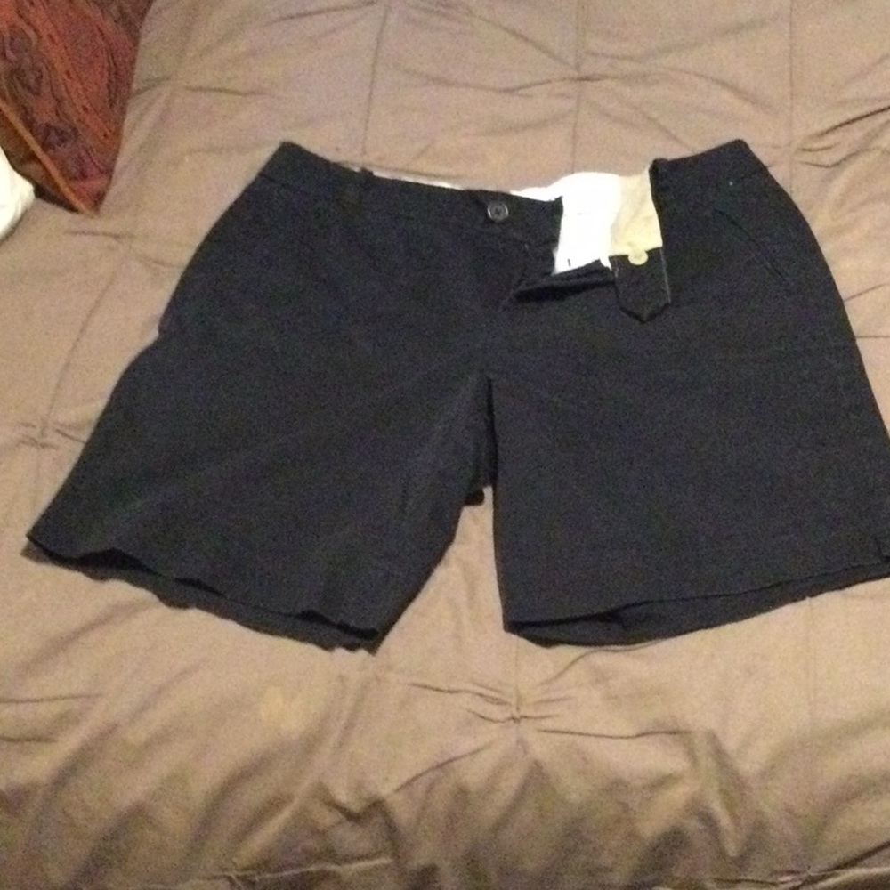 Dockers Women’s Navy Blue Shorts Size 14